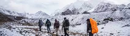 Top 5 winter trekking packages in Nepal with clear skies and mountain views