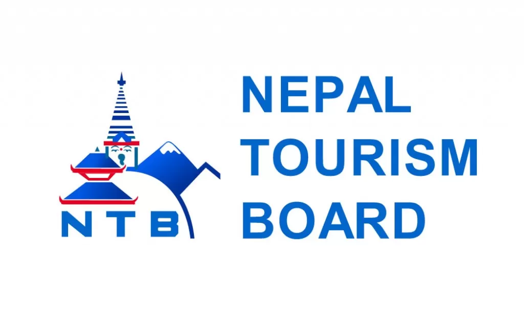 Tourism workers submitting memorandum to TAAN representatives
