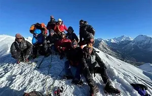  Summit  Mera Peak (6476m) and back to Khare.