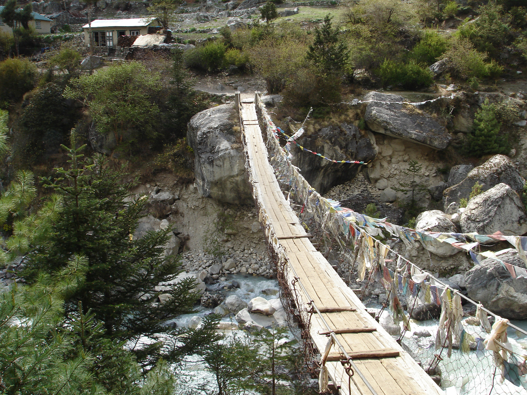 Trek Namche to Phunki Tenga