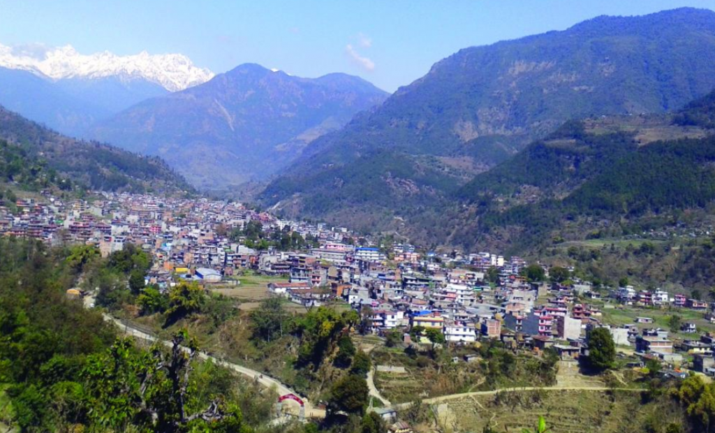 Drive Kathmandu to Beshisahar (760m).'