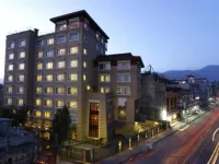 Transfer to hotel