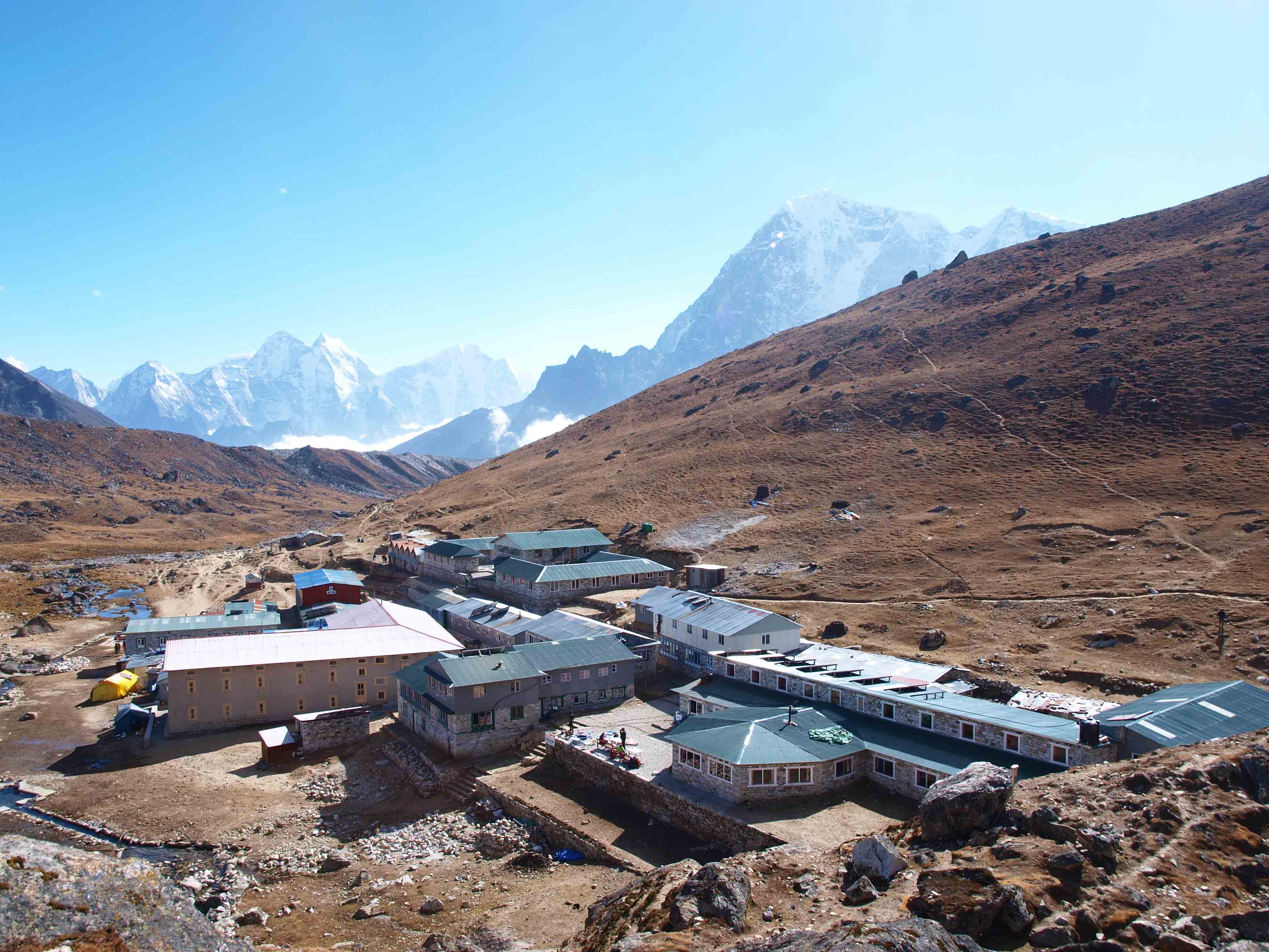 Trek Dingboche to Lobuche 4900m'