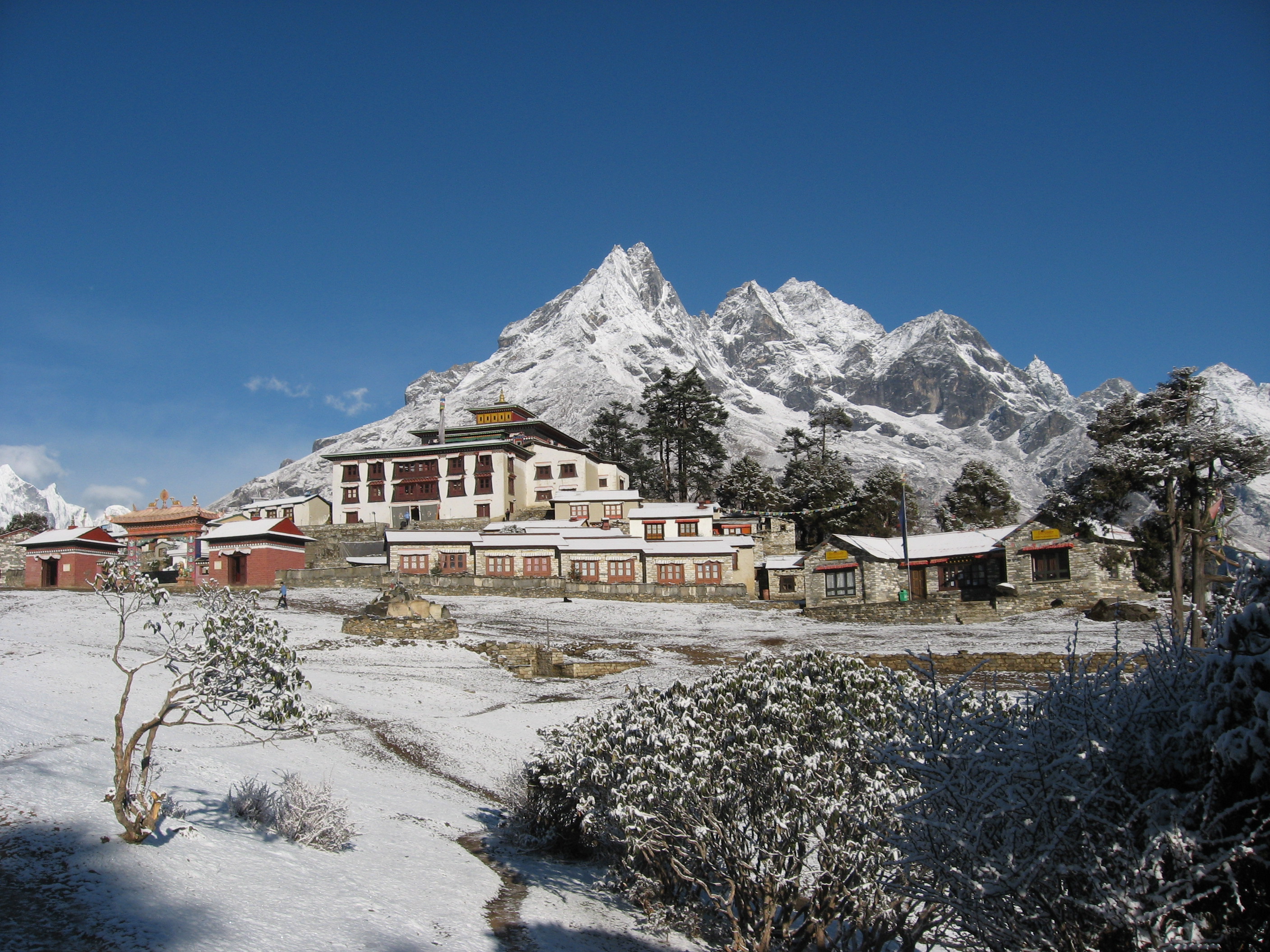 Pheriche to Tyangboche (3860m/12660ft). O/n at Mountain Lodge.'