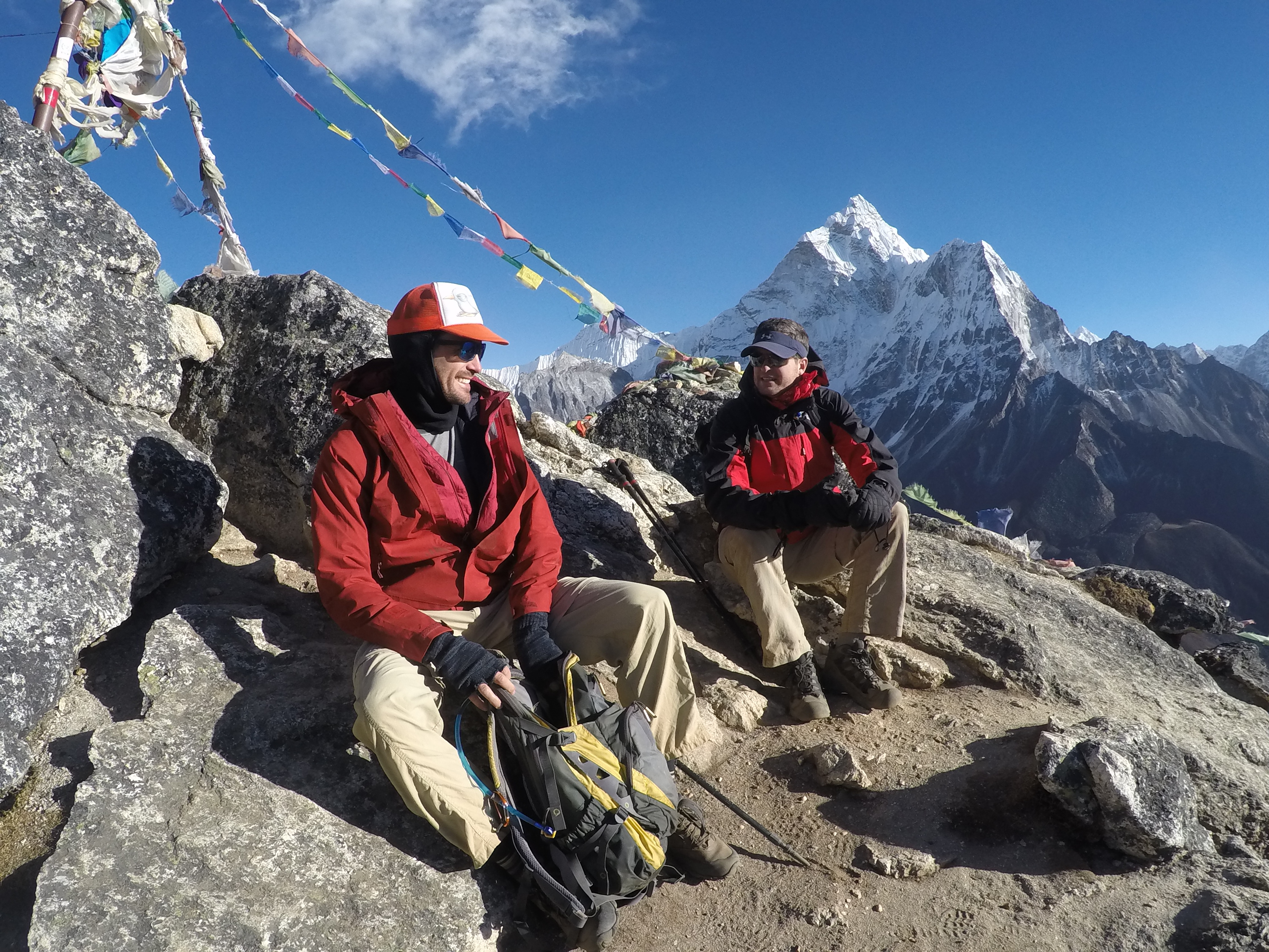 Hike up to Nagarjuna Ri 4900m