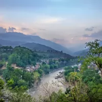 Drive Kathmandu to Machhi Khola(927m)