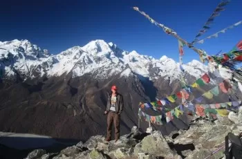 Explore Kyanjin Gompa and day hike