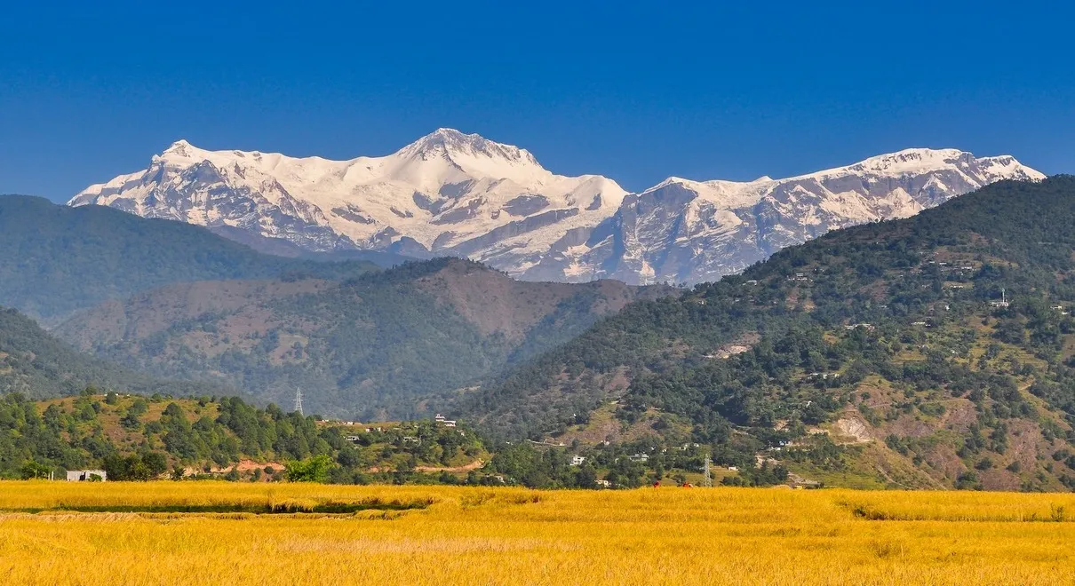 Short Annapurna trek mountain view