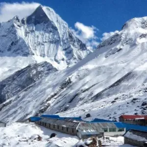 Summit to Tharpu Chuli 5,663m and back to ABC.