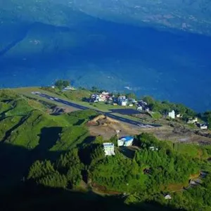 Trek to Suketar.