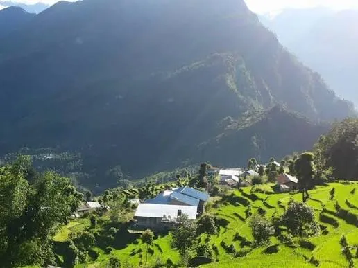 Trek to Tellok (1,500m/4,920m)