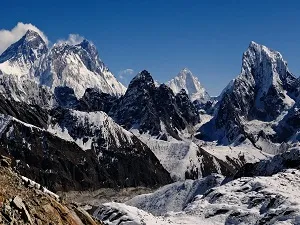 Trek Yangla Kharka to Makalu Base Camp (5,000m)